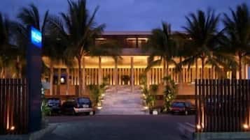 Front of property - evening/night