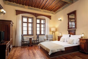 Superior Room | 1 bedroom, premium bedding, memory foam beds, minibar