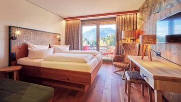 Deluxe-Doppelzimmer (ALLGÄU) | Allergikerbettwaren, Minibar, Zimmersafe, Schreibtisch