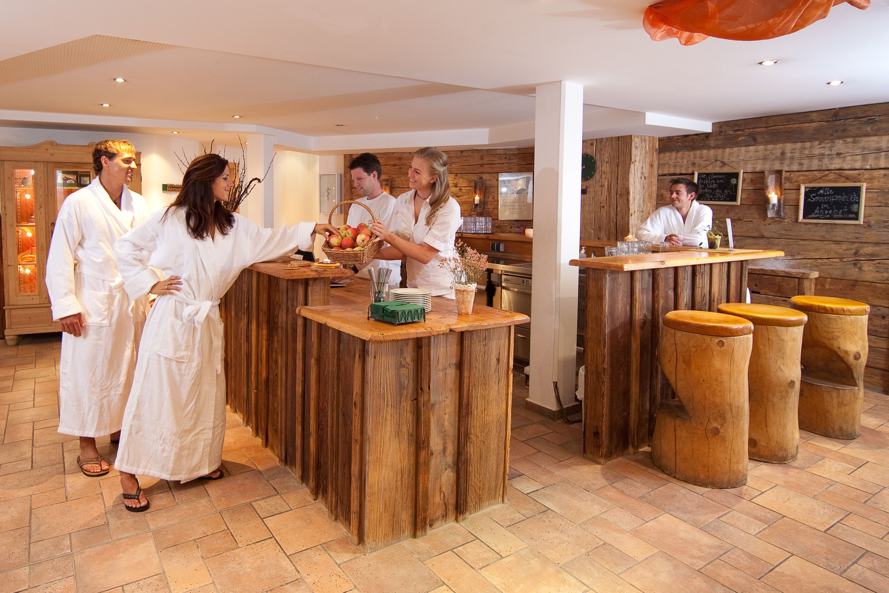 couples treatment room(s), sauna, turkish bath/hammam, body treatments