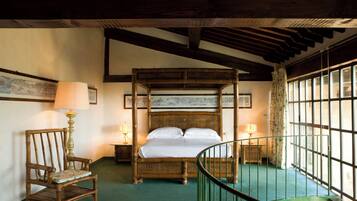 Minibar, in-room safe, desk, cots/infant beds