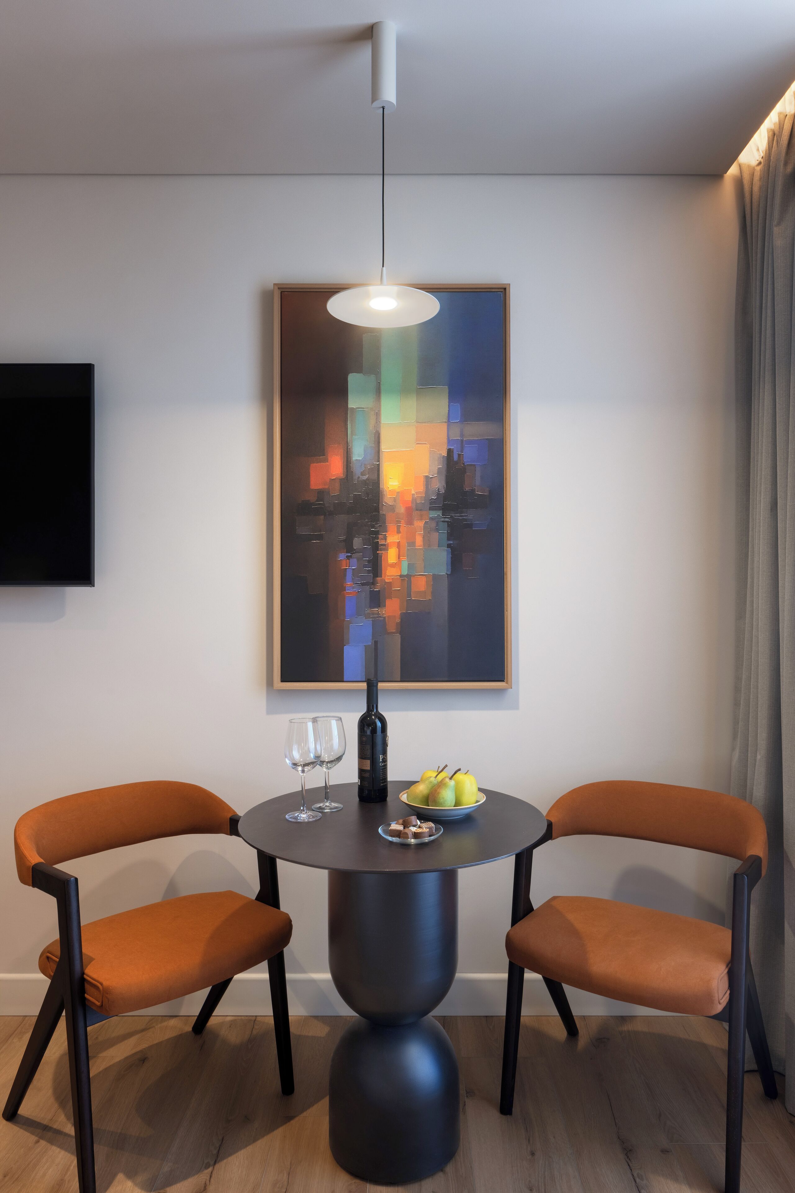 Executive Room | Living area | Flat-screen TV