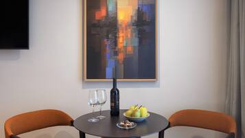 Executive Room | Living area | Flat-screen TV