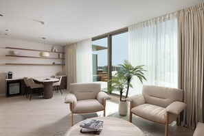 Royal Premium Suite | 起居区 | 液晶电视