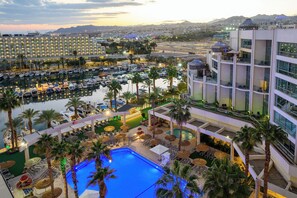 Outdoor pool - U Magic Palace Hotel (Eilat)