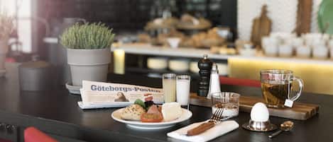 Sudah termasuk sarapan prasmanan setiap hari