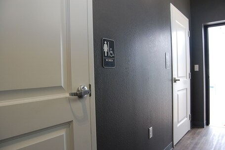 Vacation Lodge - Image 63