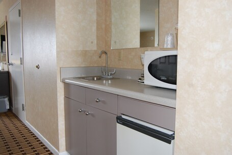 Vacation Lodge - Image 13