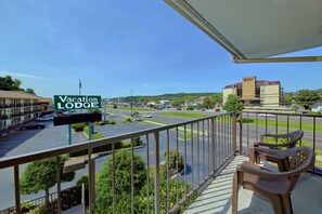 Front of property - Vacation Lodge (Pigeon Forge)