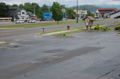 Vacation Lodge - Image 38