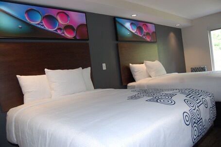 Vacation Lodge - Image 4