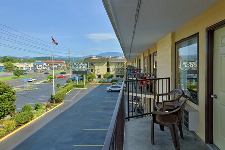 Vacation Lodge - Image 95
