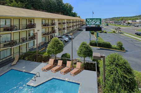 Vacation Lodge - Image 77