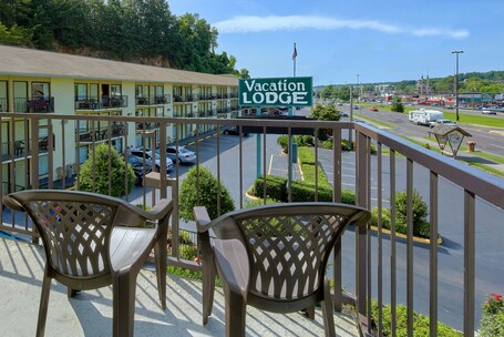 Vacation Lodge - Image 78