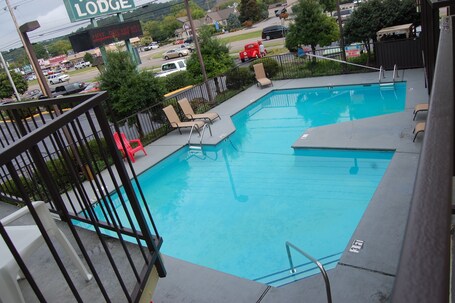 Vacation Lodge - Image 32