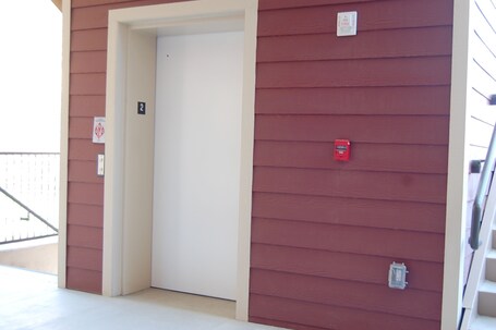 Vacation Lodge - Image 118