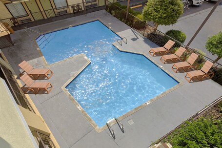 Vacation Lodge - Image 72