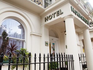 Exterior - Normandie Hotel (London)