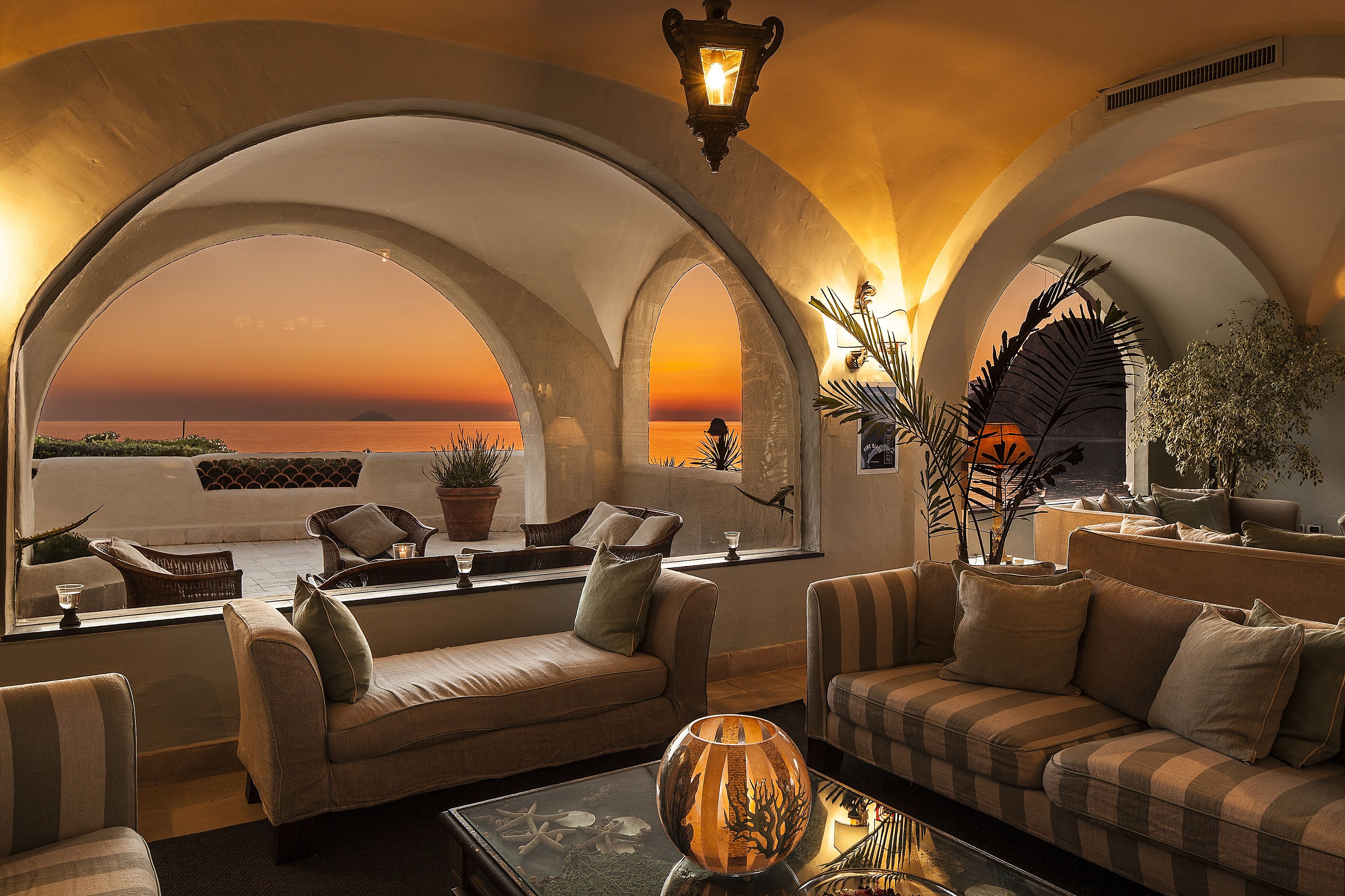 Photo - Therasia Resort Sea and SPA - The Leading Hotels of the World