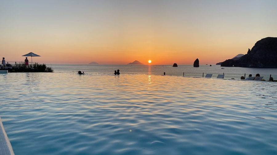 Therasia Resort Sea & Spa - The Leading Hotels of the World