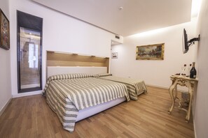 Standard-Doppelzimmer