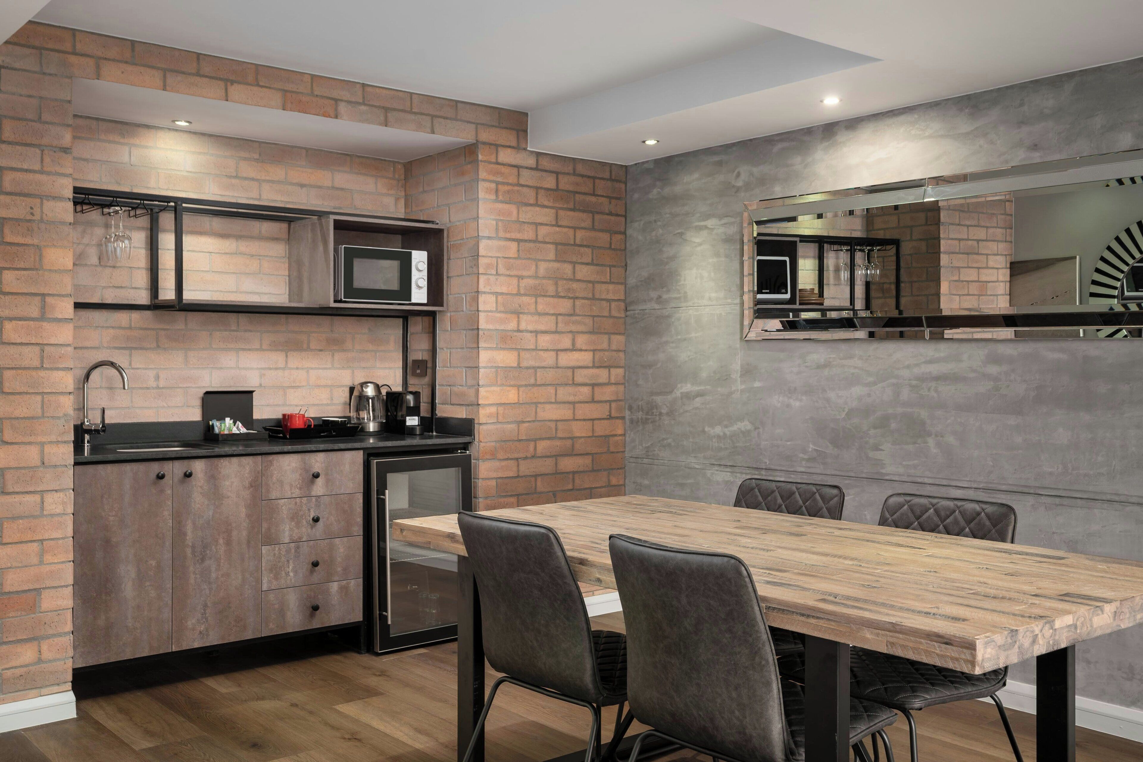 loft, 1 bedroom, non smoking | premium bedding, in-room safe, desk, blackout curtains