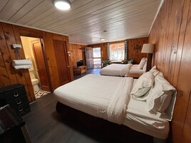 Family Room, Multiple Beds, Non Smoking, Mountain View | Egyptian cotton sheets, premium bedding, pillowtop beds, blackout drapes