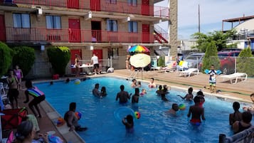Kiến trúc tòa nhà
