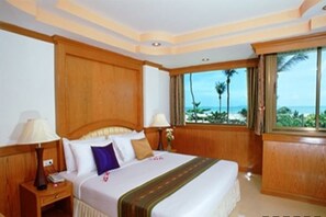 Superior Room | Minibar, iron/ironing board, cribs/infant beds, rollaway beds - Grand Sea View Resotel (Koh Samui)