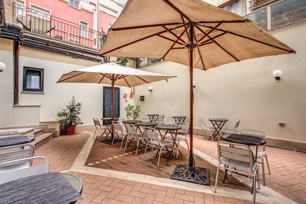 Garden - Hotel Osimar (Rome)