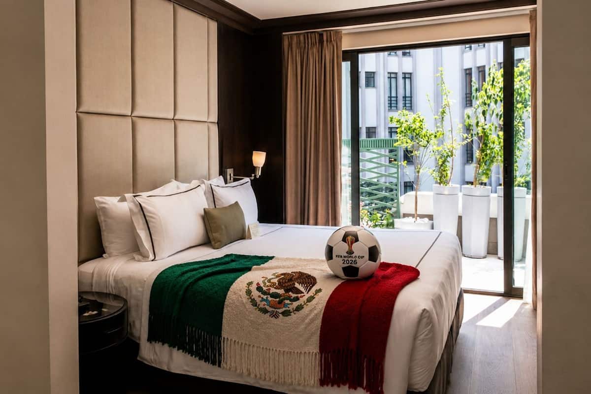 Suite ejecutiva, Terraza | Ropa de cama de alta calidad y minibar