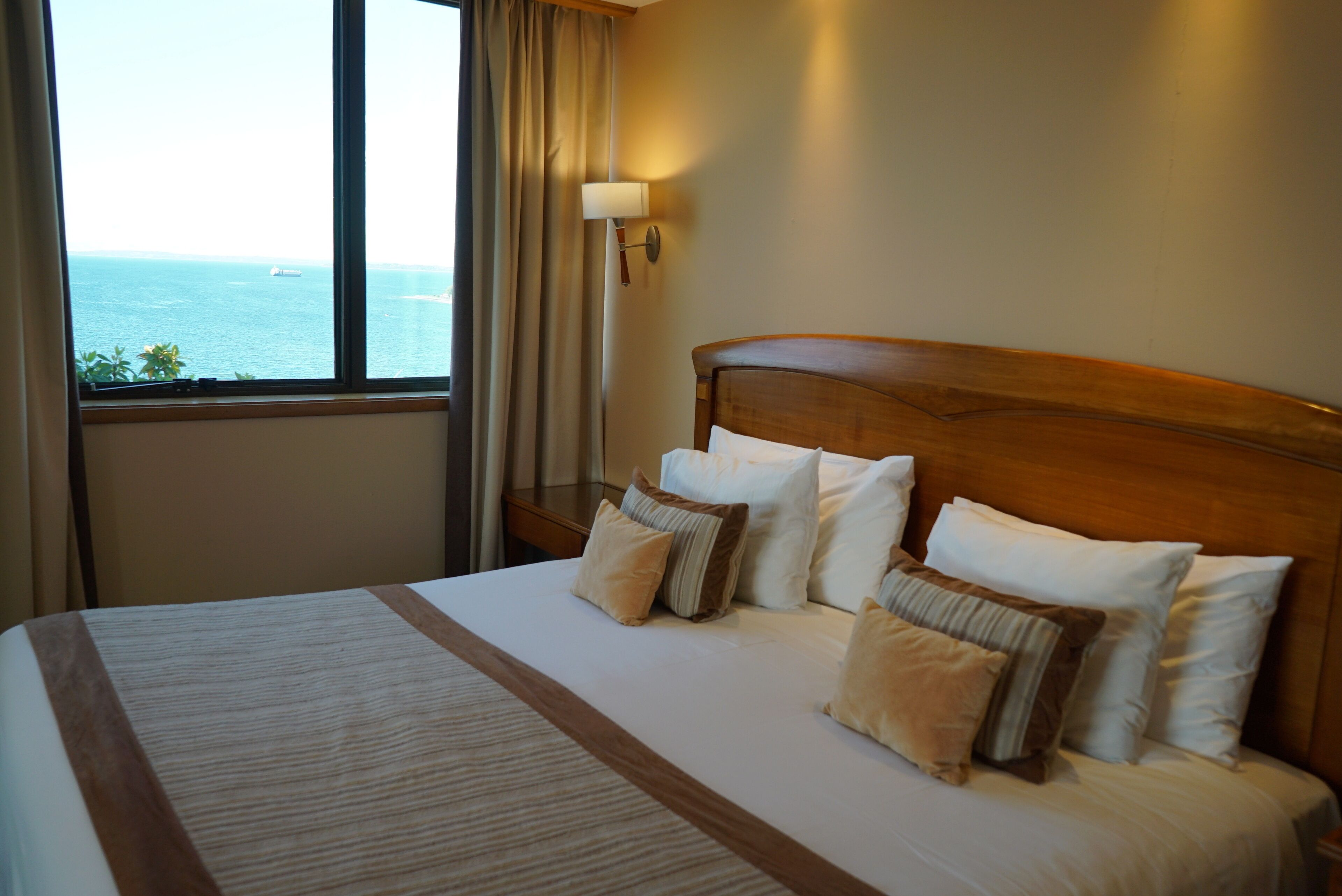 1 bedroom, minibar, in-room safe, desk