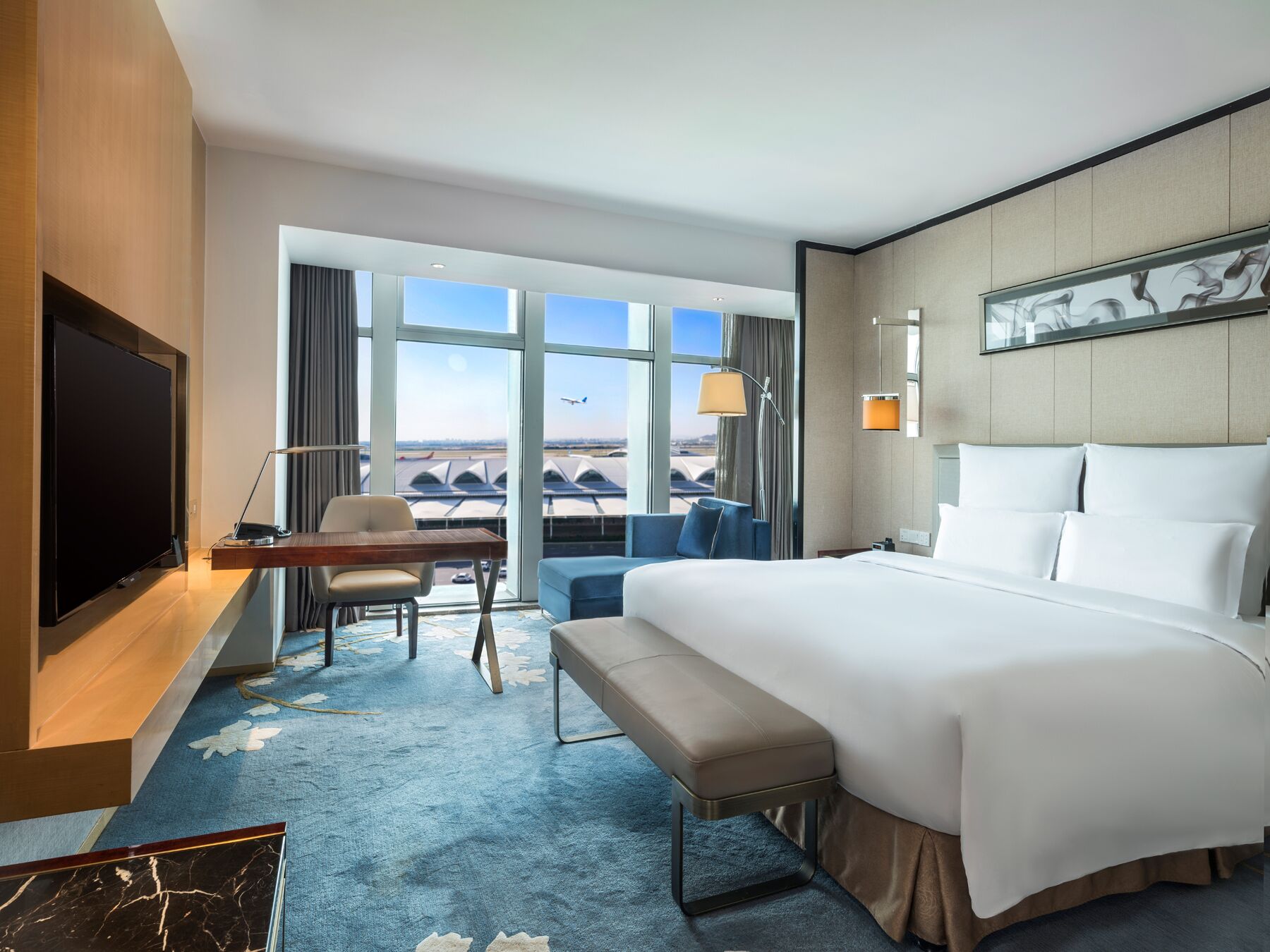 Rom – executive, 1 kingsize-seng, Club Lounge-tilgang | Minibar, safe på rommet, skrivebord og skrivebord for bærbar PC