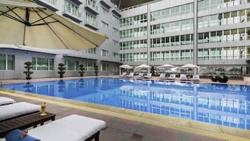 Piscina all'aperto