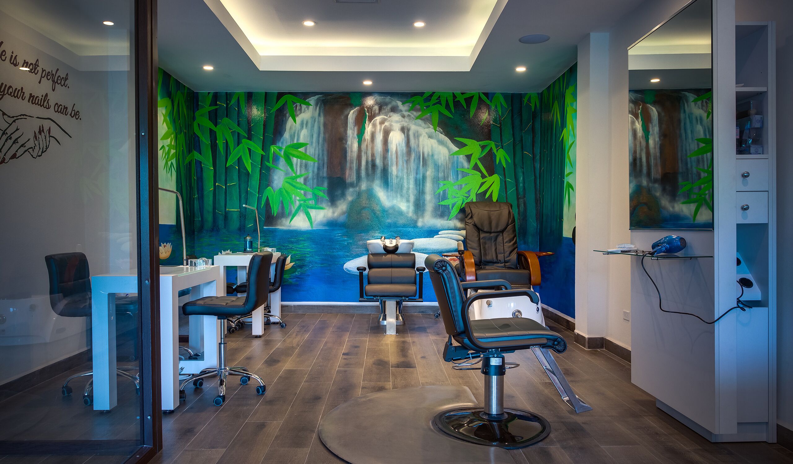 body treatments, mud baths, aromatherapy, hot stone massages