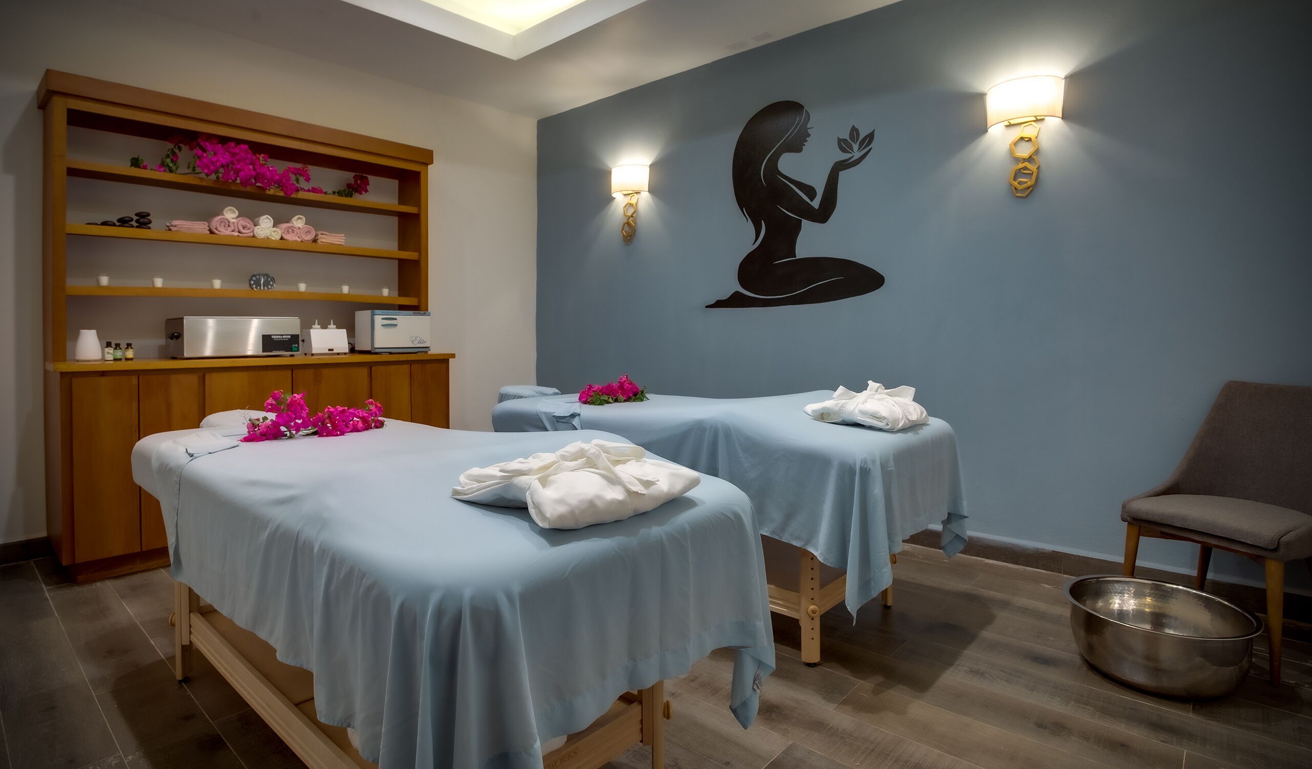 body treatments, mud baths, aromatherapy, hot stone massages