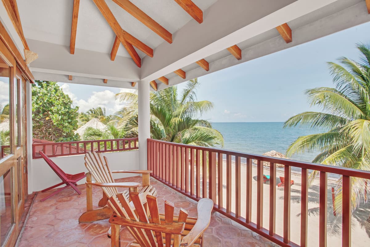 Ocean Front One Bedroom Premium Suite