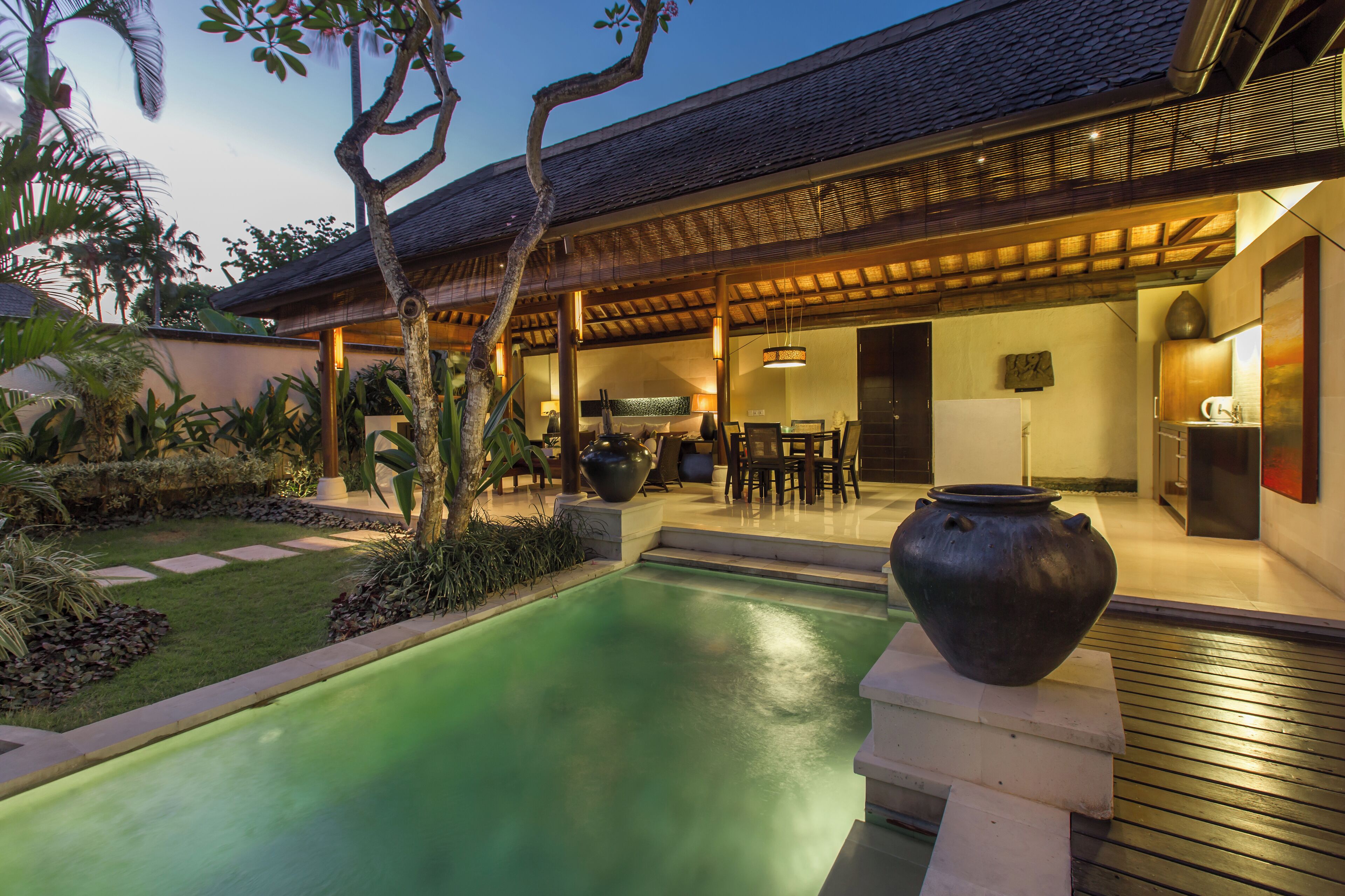 40-Zoll-Flachbildfernseher mit Satellitenempfang, Fernseher