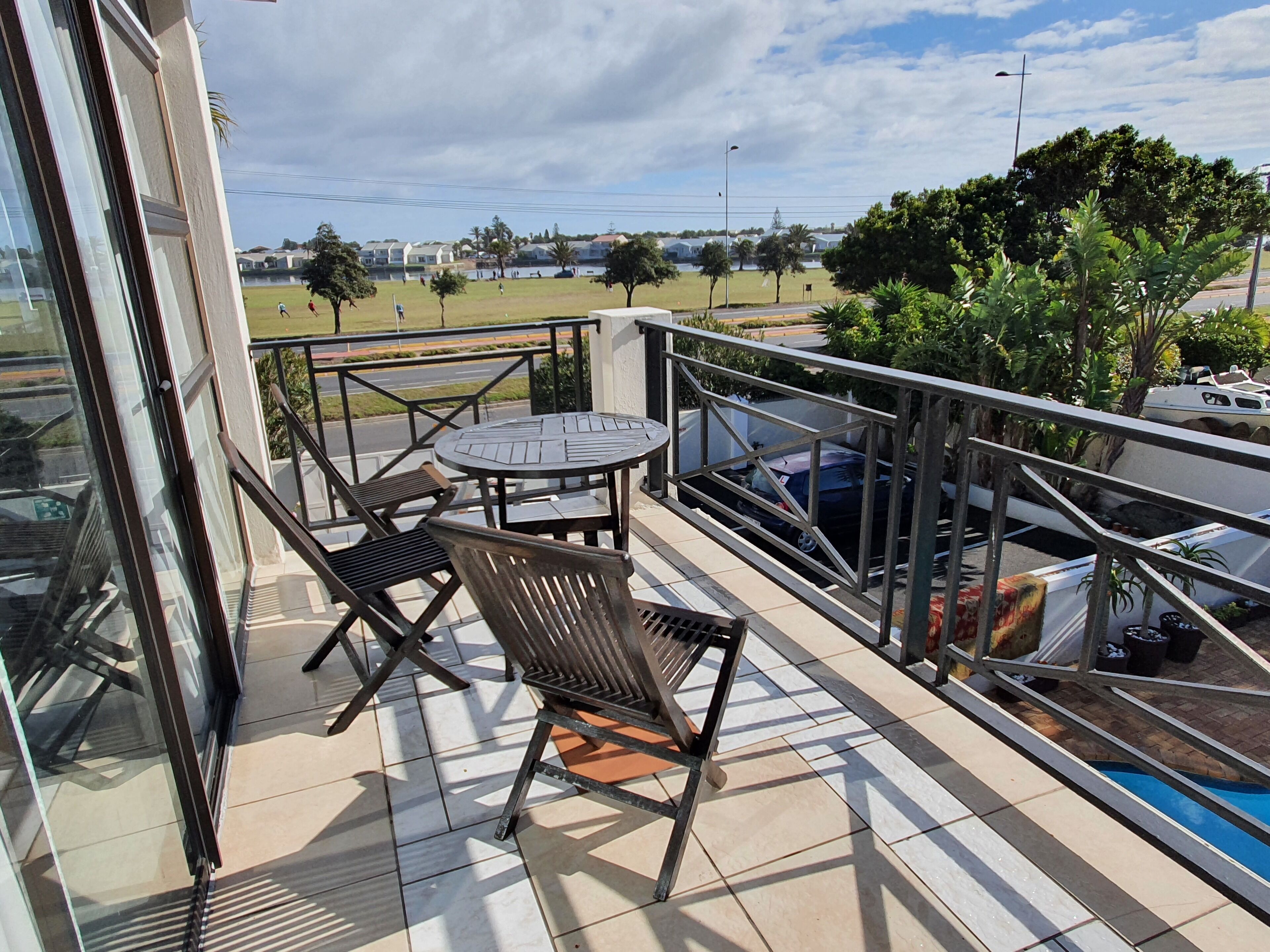 Photo - Woodbridge Lodge