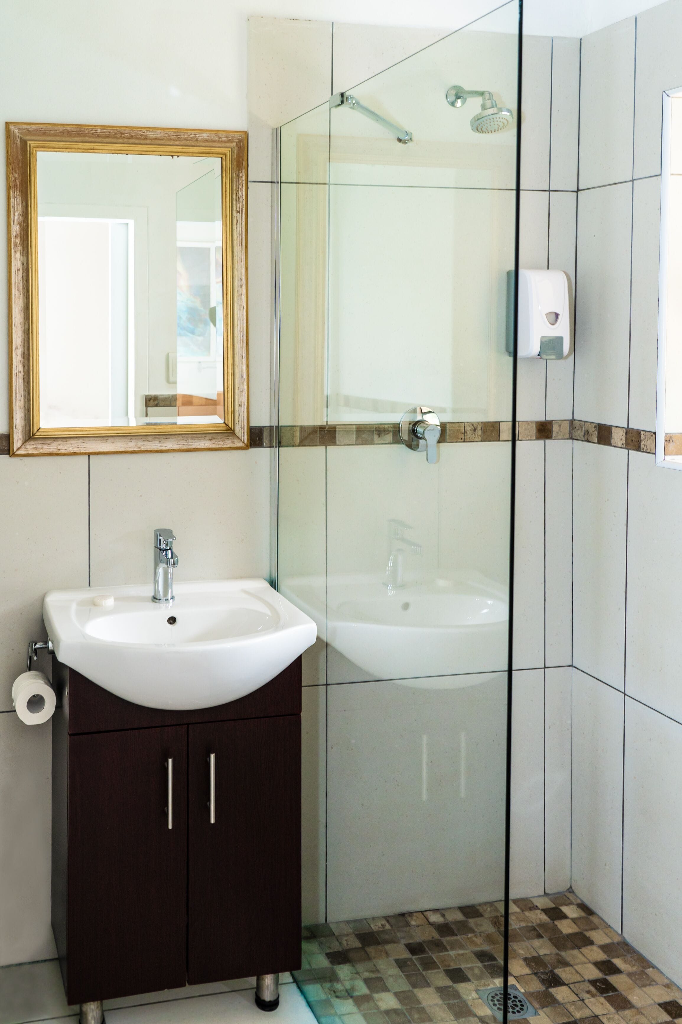 Photo - Woodbridge Lodge