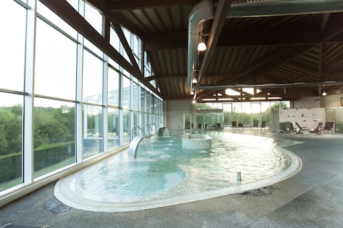 Behandlungsräume für Paare, Sauna, Whirlpool, Dampfbad