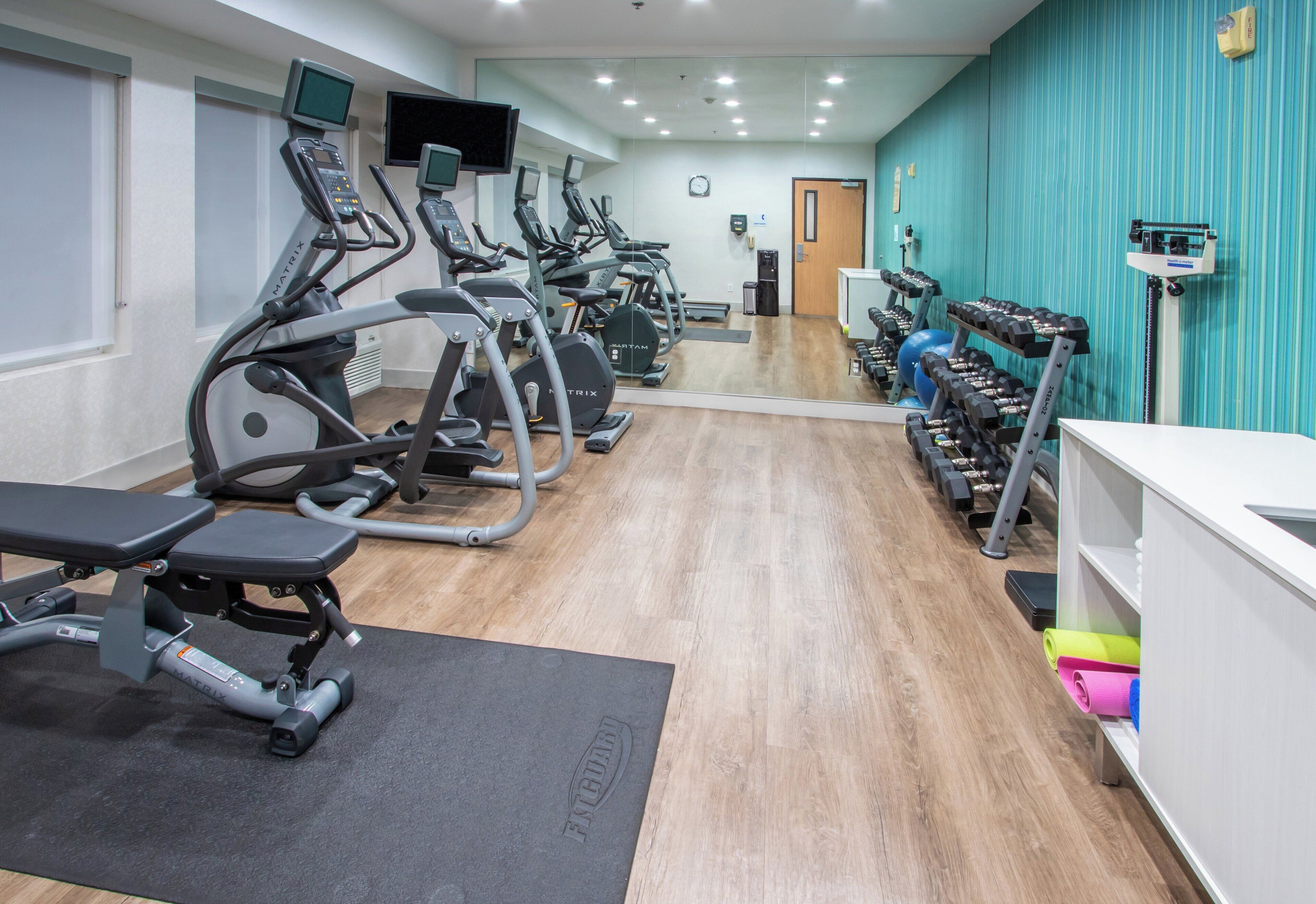 Photo - Holiday Inn Express Hotel & Suites Roseville-Galleria Area by IHG