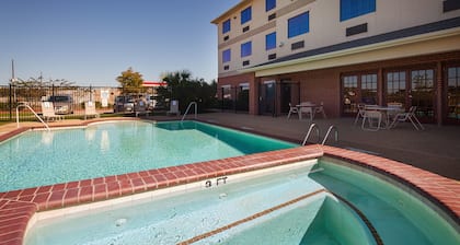Franklin Inn & Suites