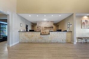 Lobby - Best Western Plus Killeen/Fort Cavazos Hotel & Suites (Killeen)