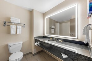 Standard Room, Multiple Beds, Non Smoking, Refrigerator & Microwave (with Sofabed) | Bathroom | Hydromassage showerhead, free toiletries, hair dryer, towels - Best Western Plus Killeen/Fort Hood Hotel & Suites (Killeen)