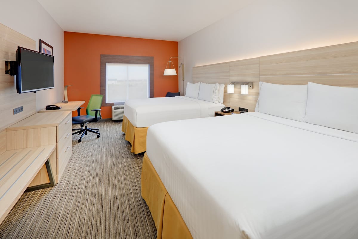 1 bedroom, pillowtop beds, in-room safe, desk