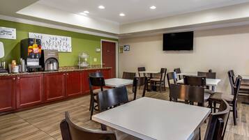 Free continental breakfast