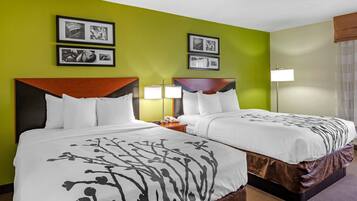 Rom – standard, 2 queensize-senger, ikke-røyk | Sengetøy av topp kvalitet, skrivebord og strykejern/-brett