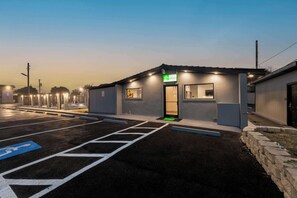 Exterior - GuestHouse Extended Stay Laredo (Laredo)