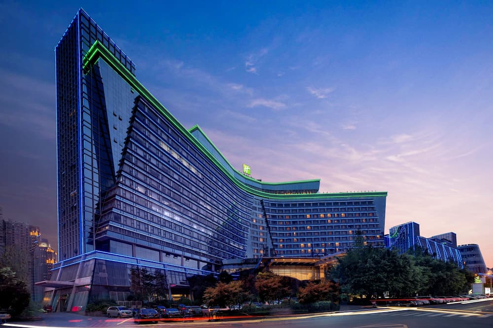 Holiday Inn Chengdu Century City-WestTower by IHG